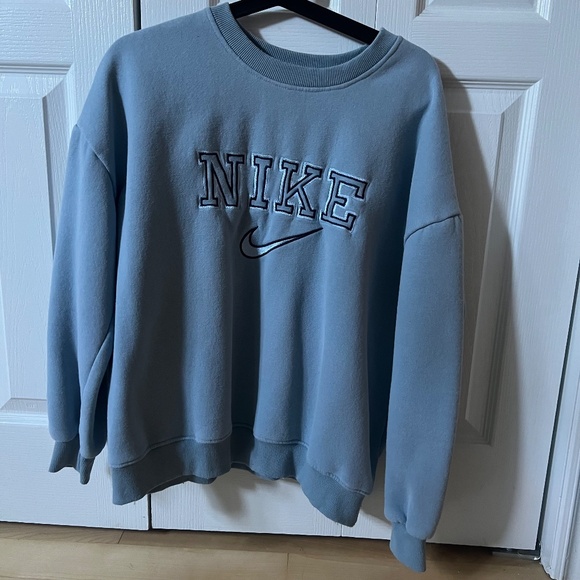 Vintage Nike Crewneck Sweatshirt - Picture 2 of 4